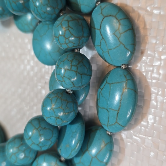 Turquoise Heavy Beaded Necklace - Costume - Picture 5 of 6